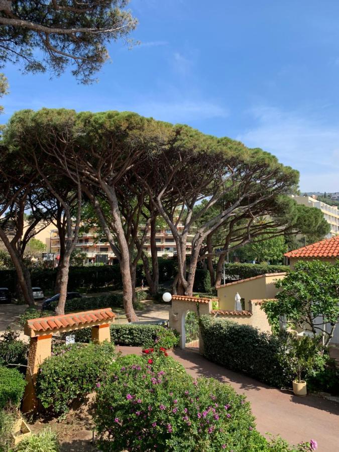 Hotel Beau Rivage Le Lavandou Eksteriør bilde