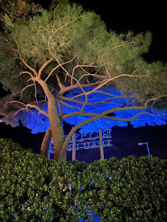 Hotel Beau Rivage Le Lavandou Eksteriør bilde