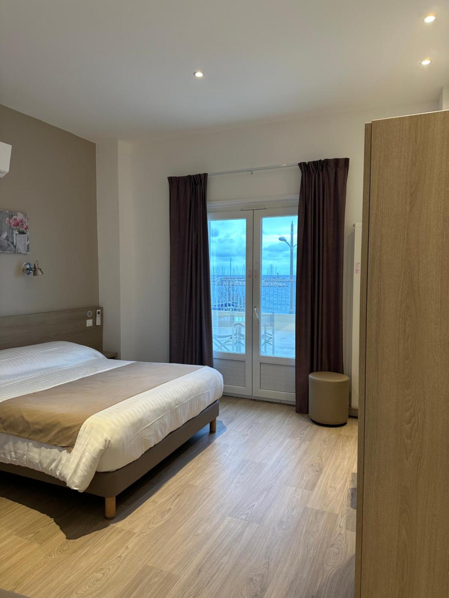 Hotel Beau Rivage Le Lavandou Eksteriør bilde