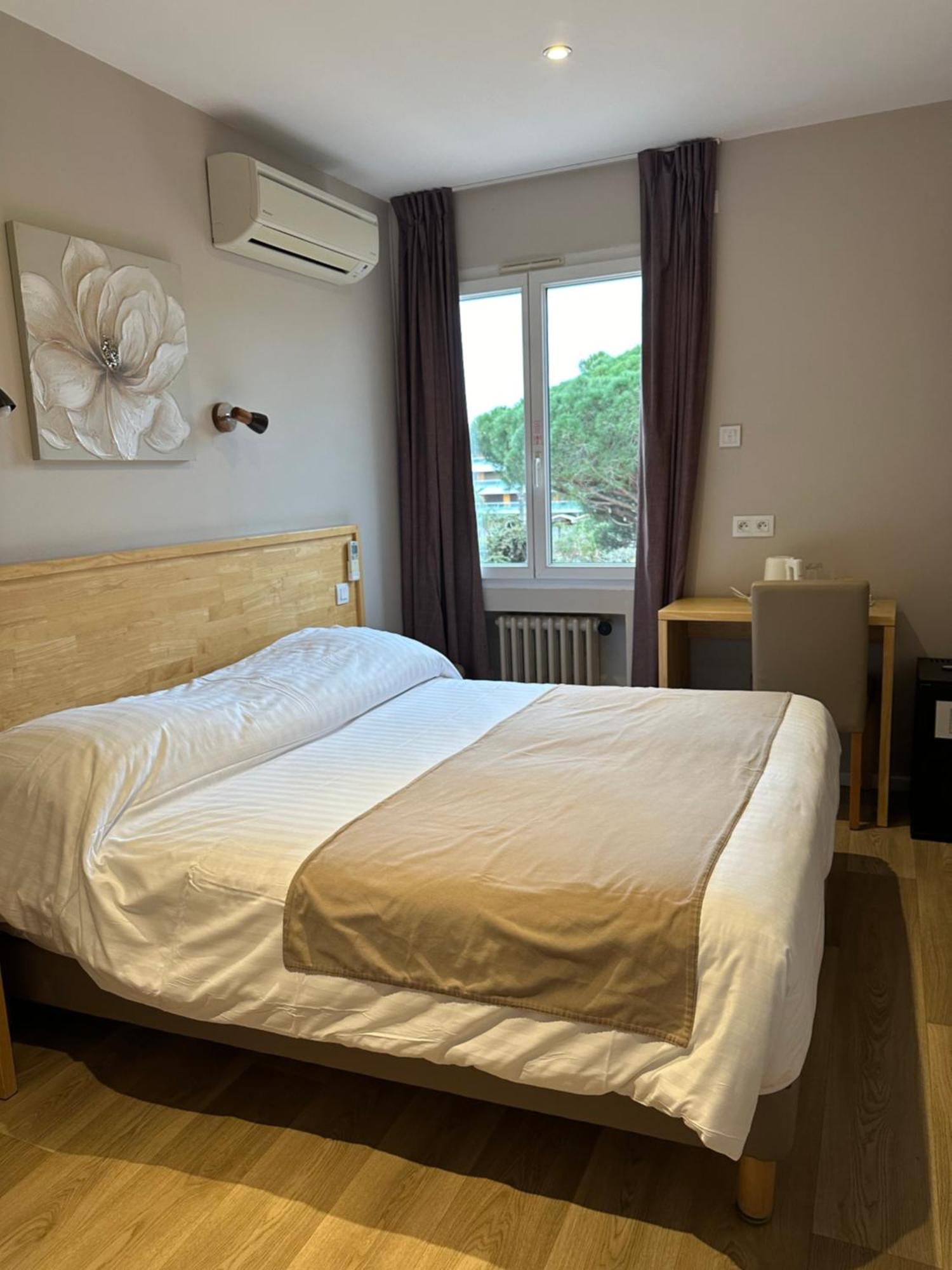 Hotel Beau Rivage Le Lavandou Eksteriør bilde