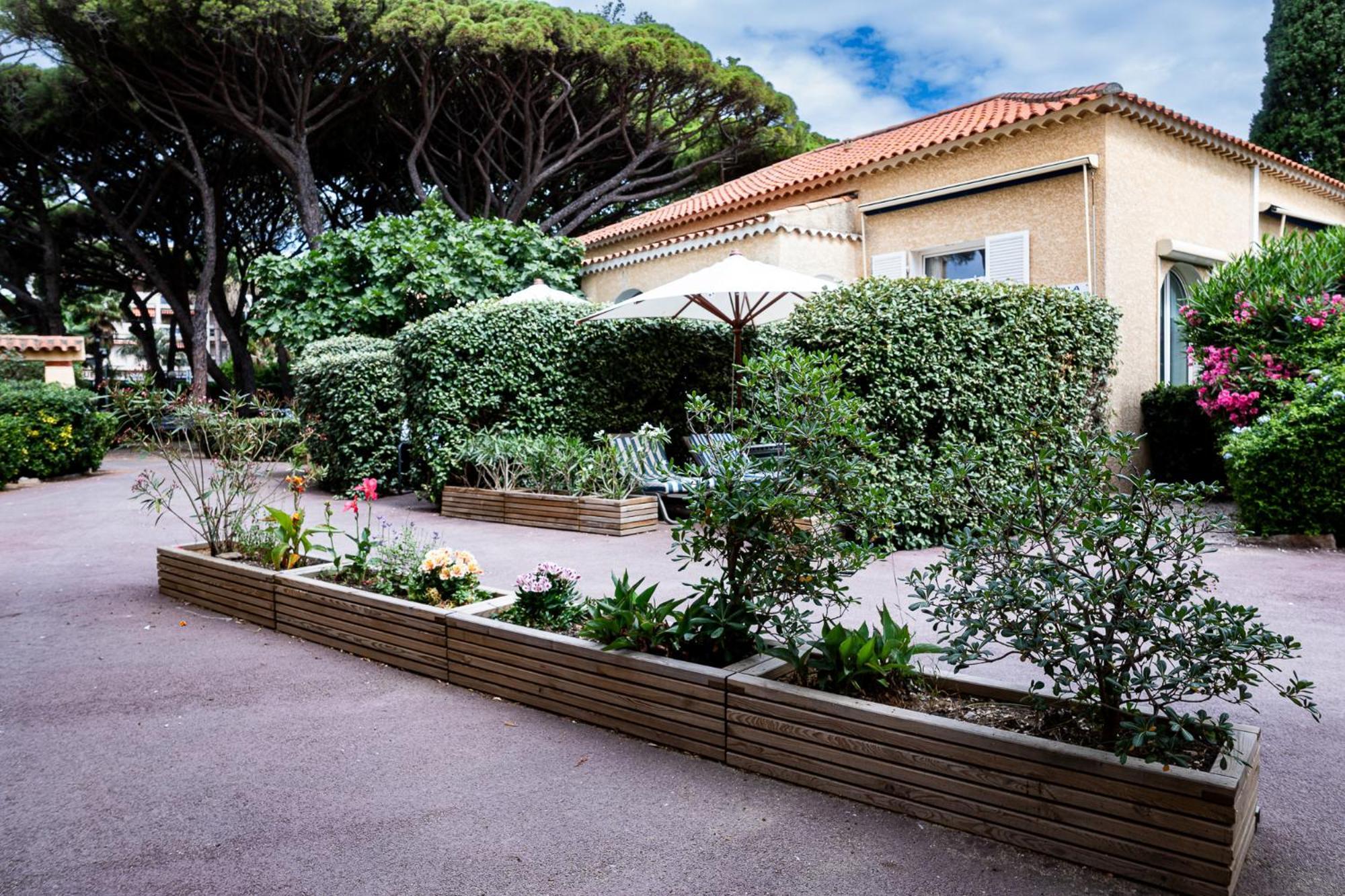 Hotel Beau Rivage Le Lavandou Eksteriør bilde