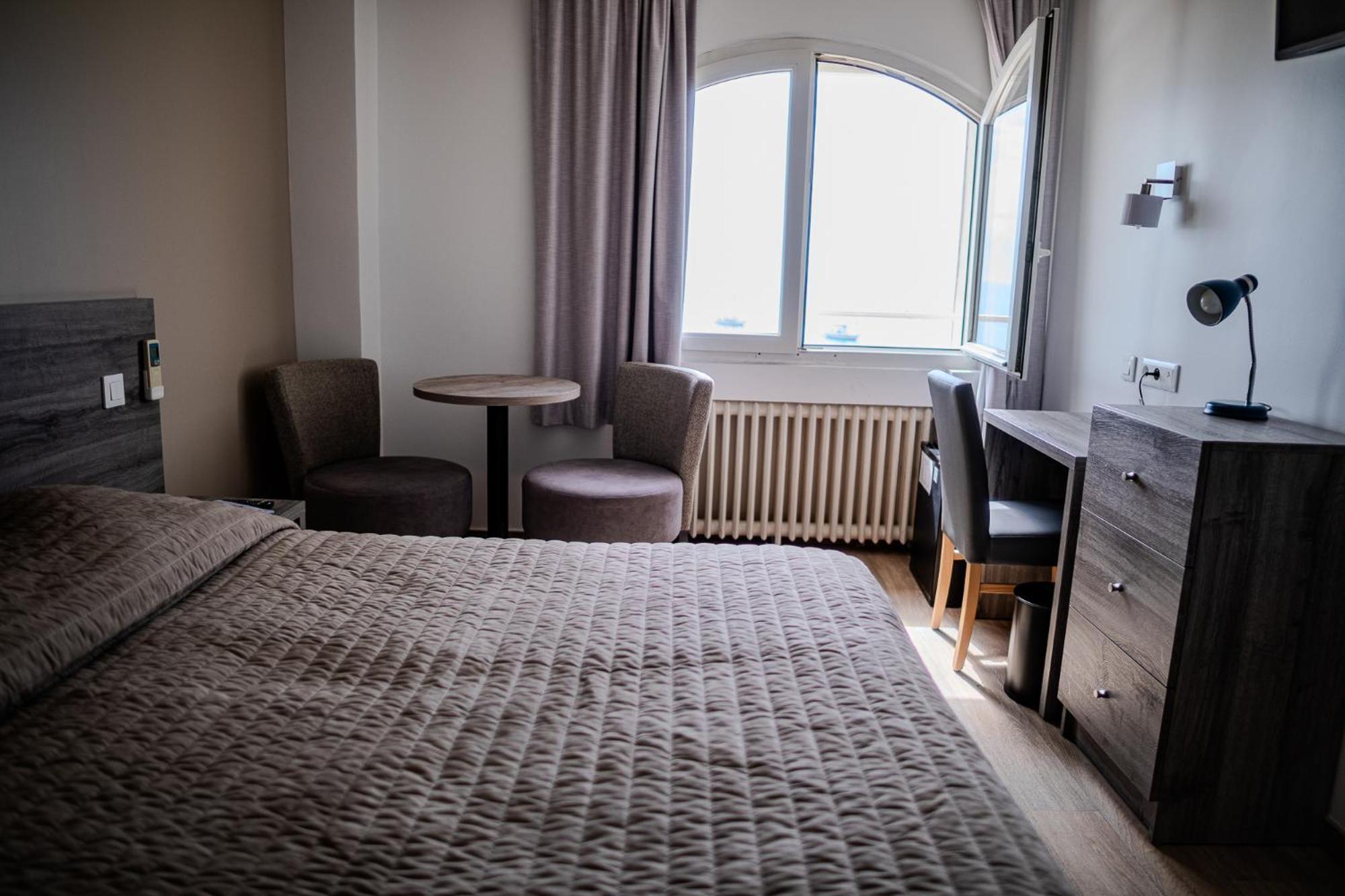 Hotel Beau Rivage Le Lavandou Eksteriør bilde