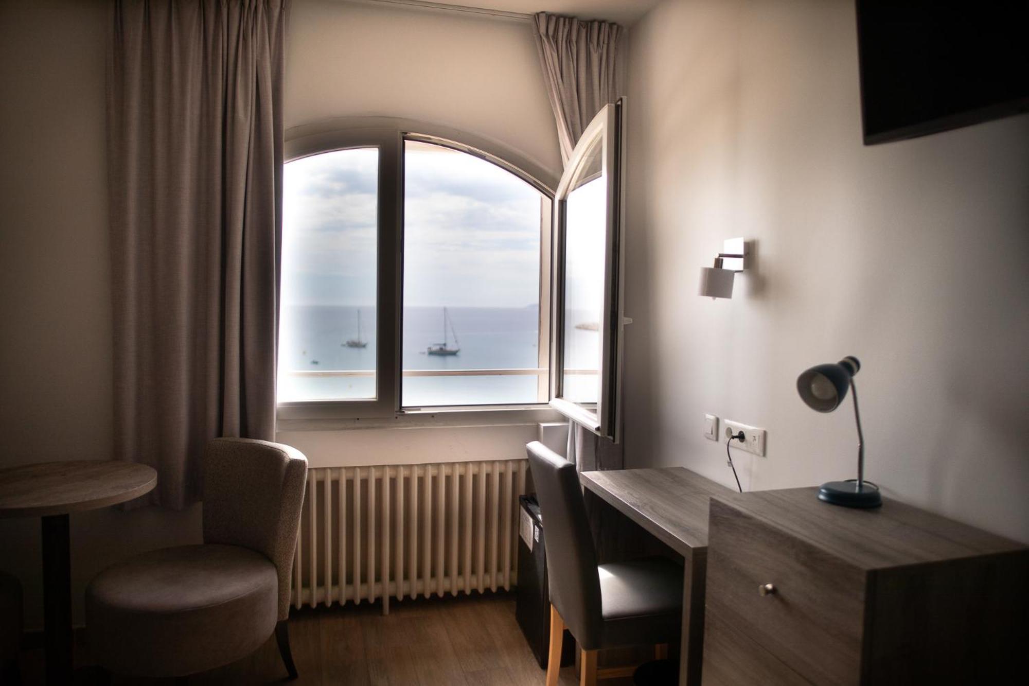 Hotel Beau Rivage Le Lavandou Eksteriør bilde